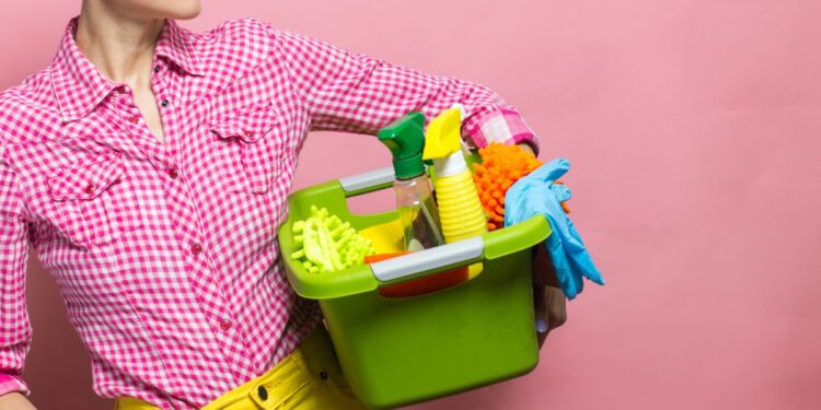 8 Easy Ways to Save Money on Business Cleaning Supplies