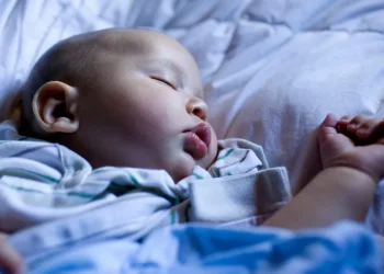 4 Solutions To Get Your Baby To Sleep Through The Night