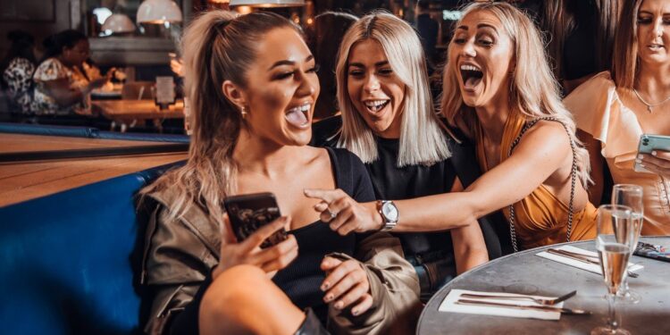 Nightlife in Manchester for Singles – UK Travel Blog