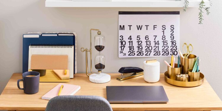 Modern Home Office Essentials: A Stylish and Functional Work Environment