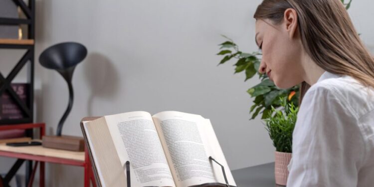 The Art of Book Organization: A Stylish Guide to Books Holders