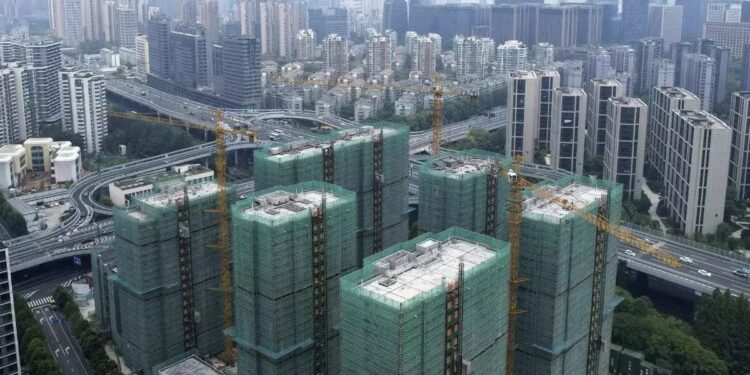 How Developers Market Luxury in Singapore Real Estate